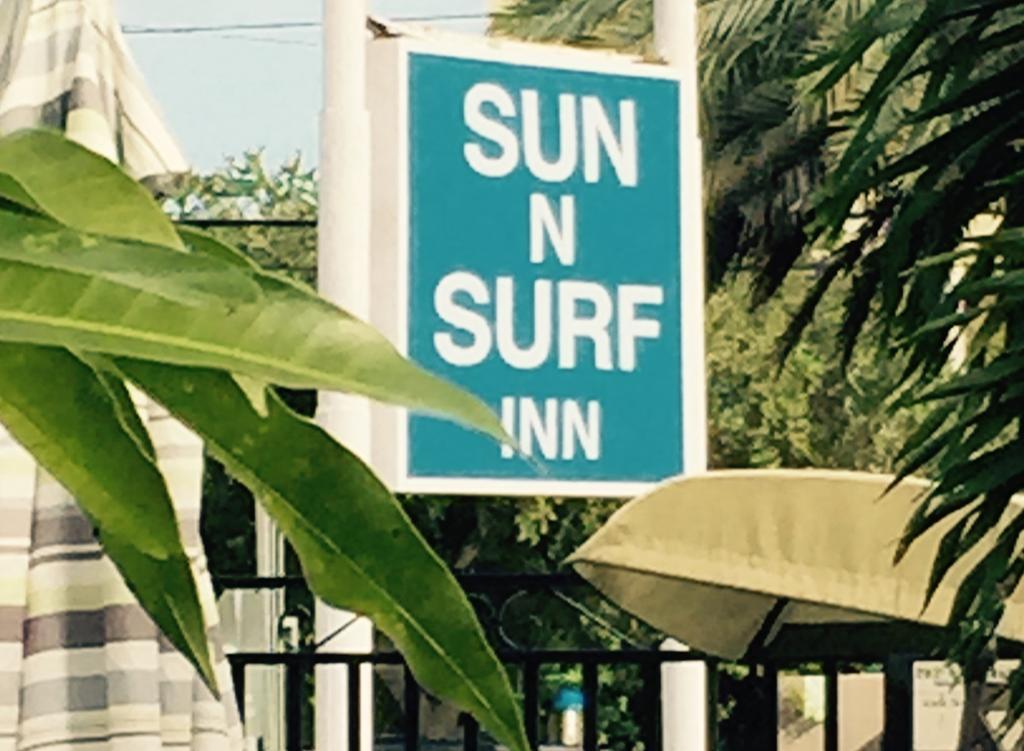 Sun And Surf Inn Miami Exterior photo